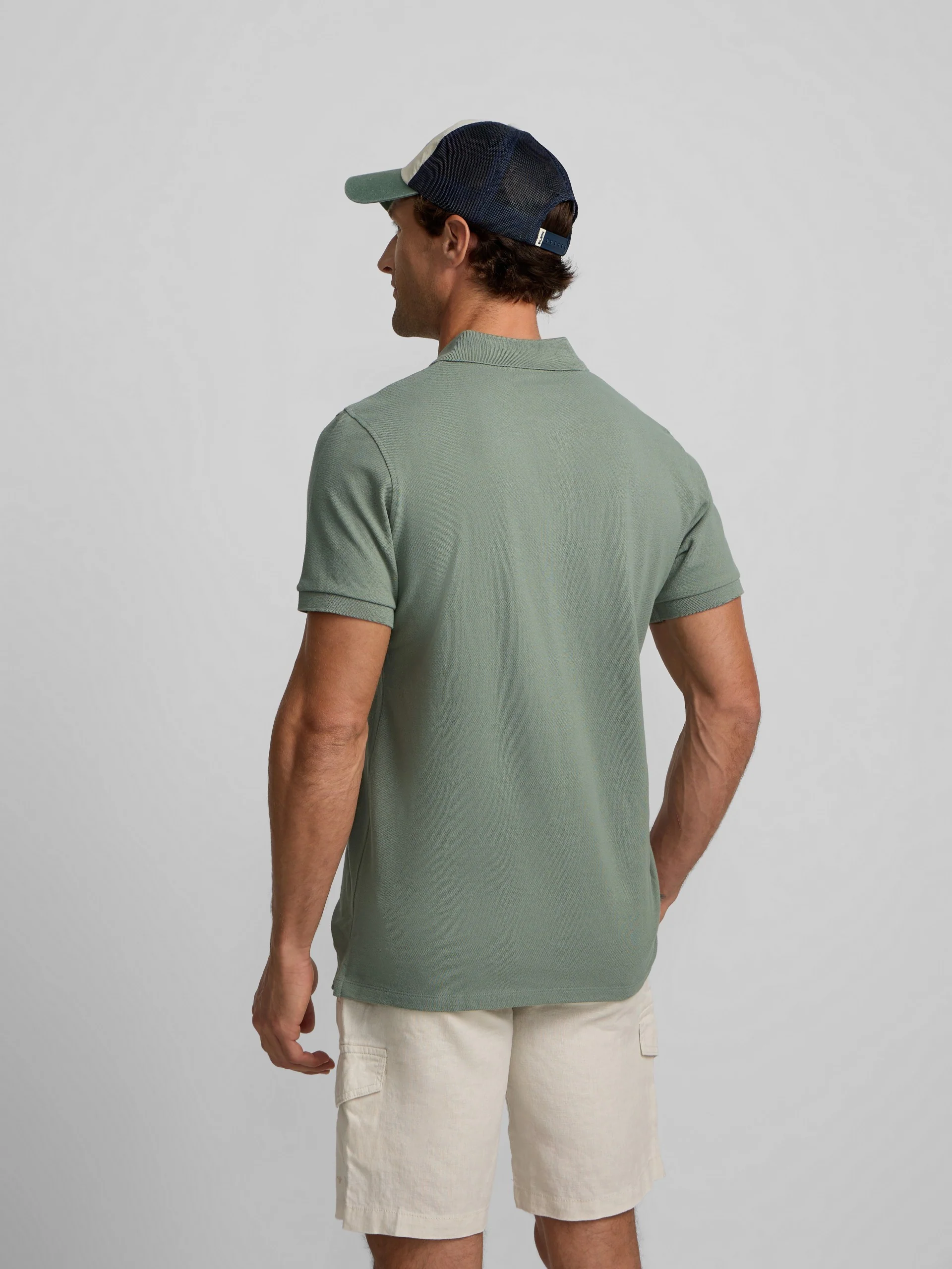 Polo clasico liso verde medio - Image 6