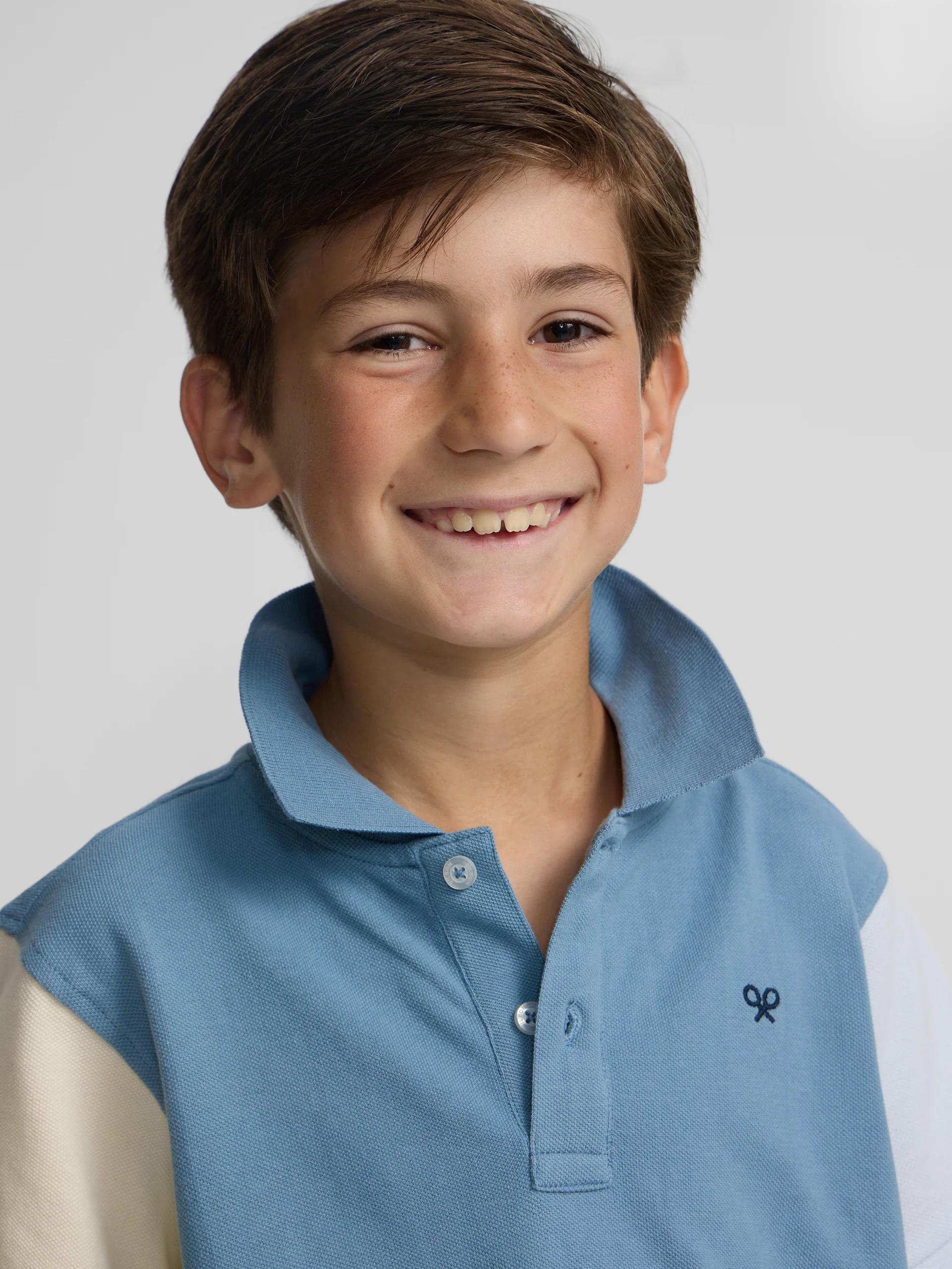 Polo kids tricolor azul - Image 4