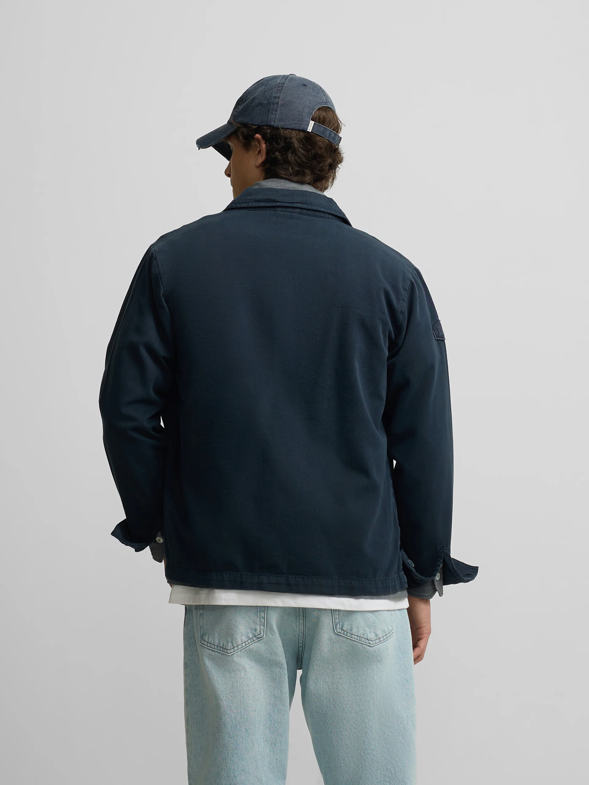Sobrecamisa parches azul marino - Image 7