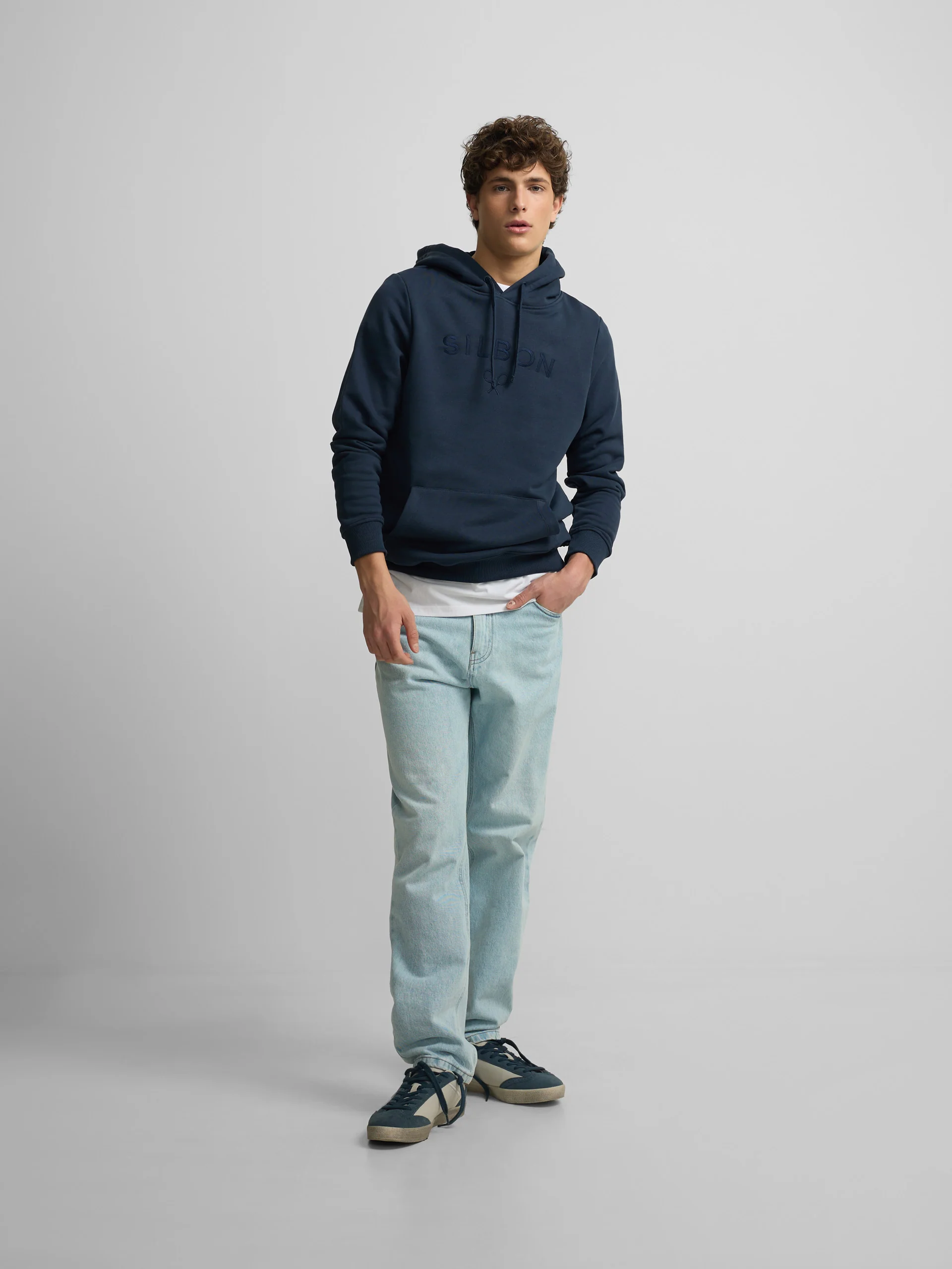 Sudadera capucha Silbon raqueta media azul marino - Image 4