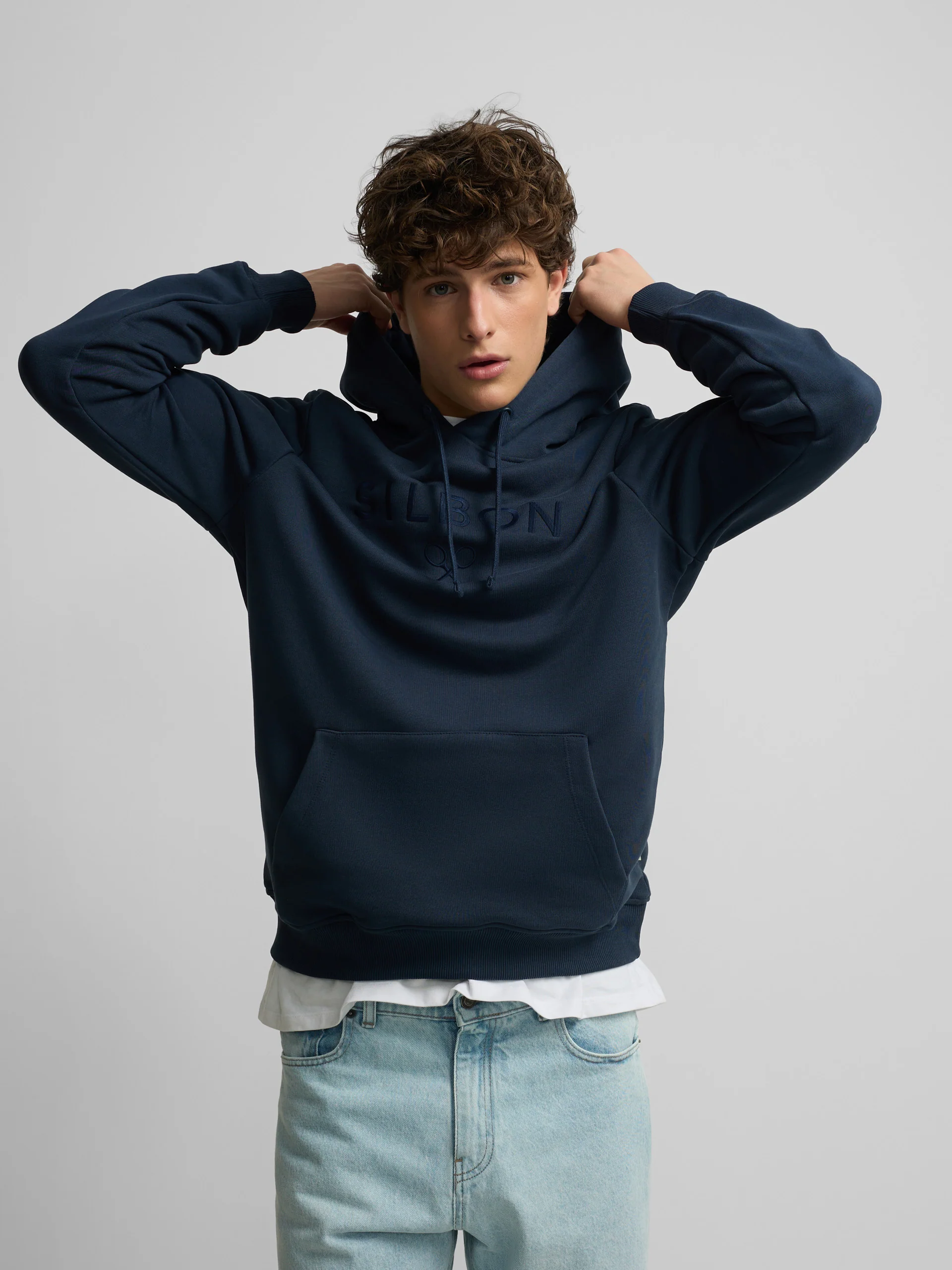 Sudadera capucha Silbon raqueta media azul marino - Image 6