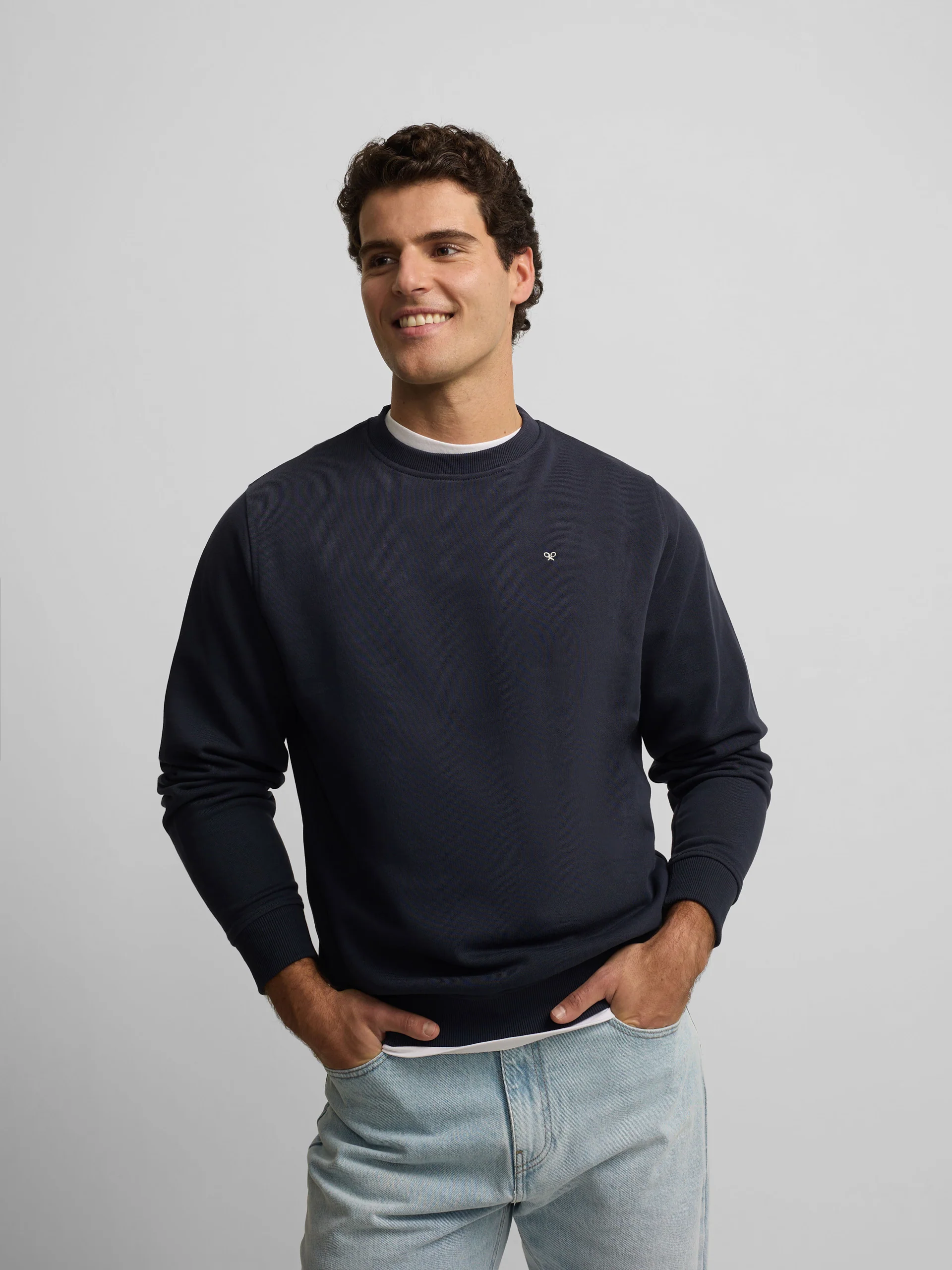 Sudadera club Saint Tropez azul marino - Image 4