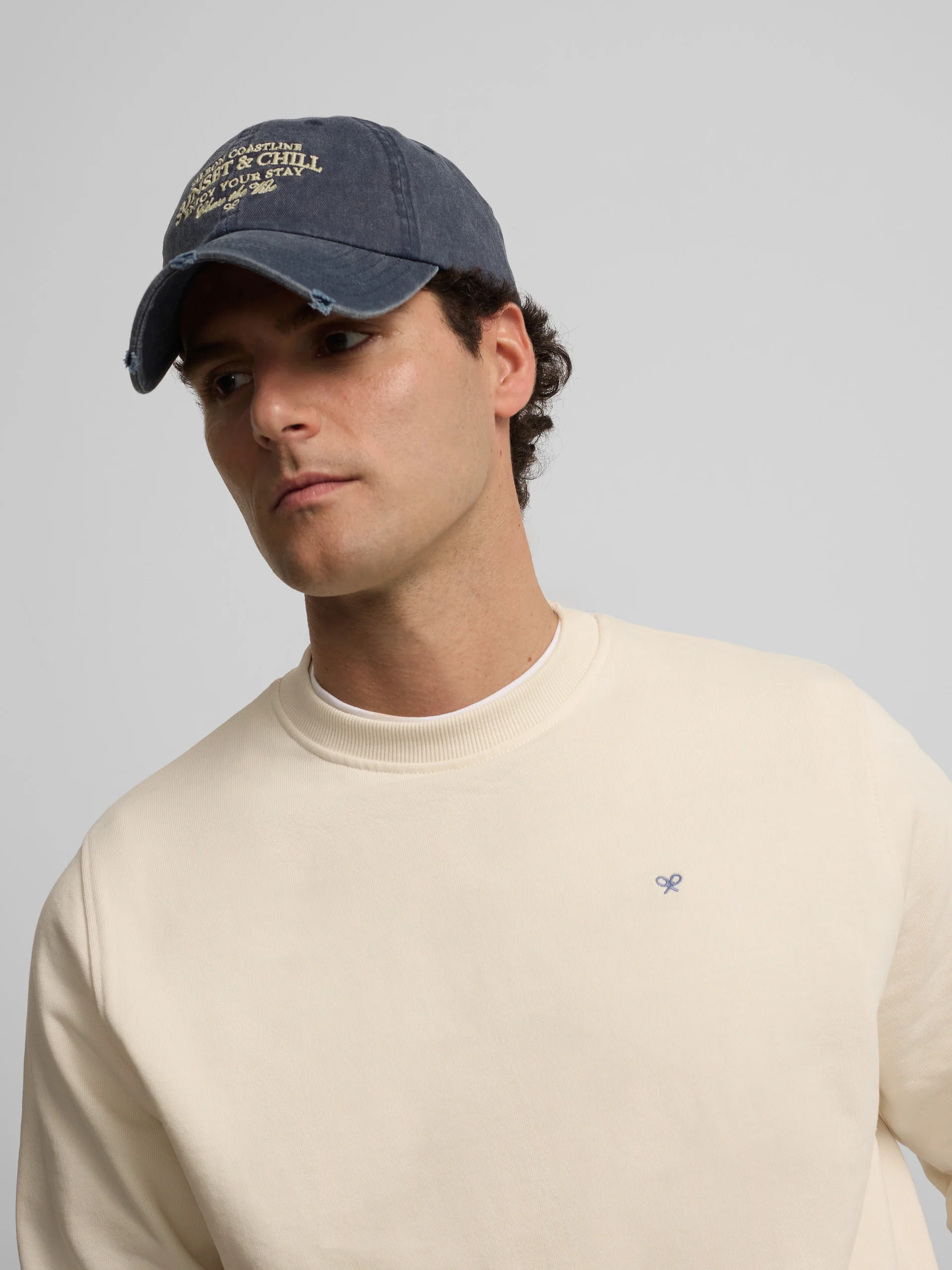 Sudadera creative dept crema - Image 3