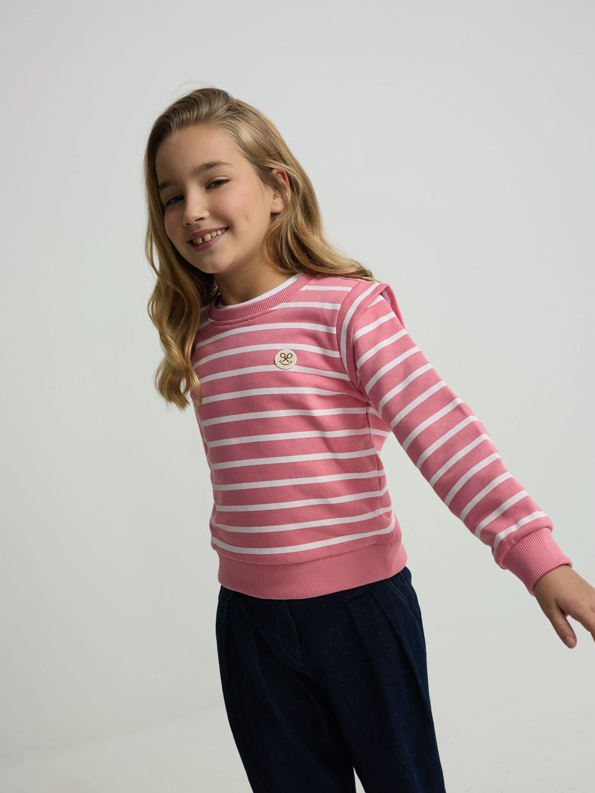 Sudadera girl hombreras rayas rosas - Image 5