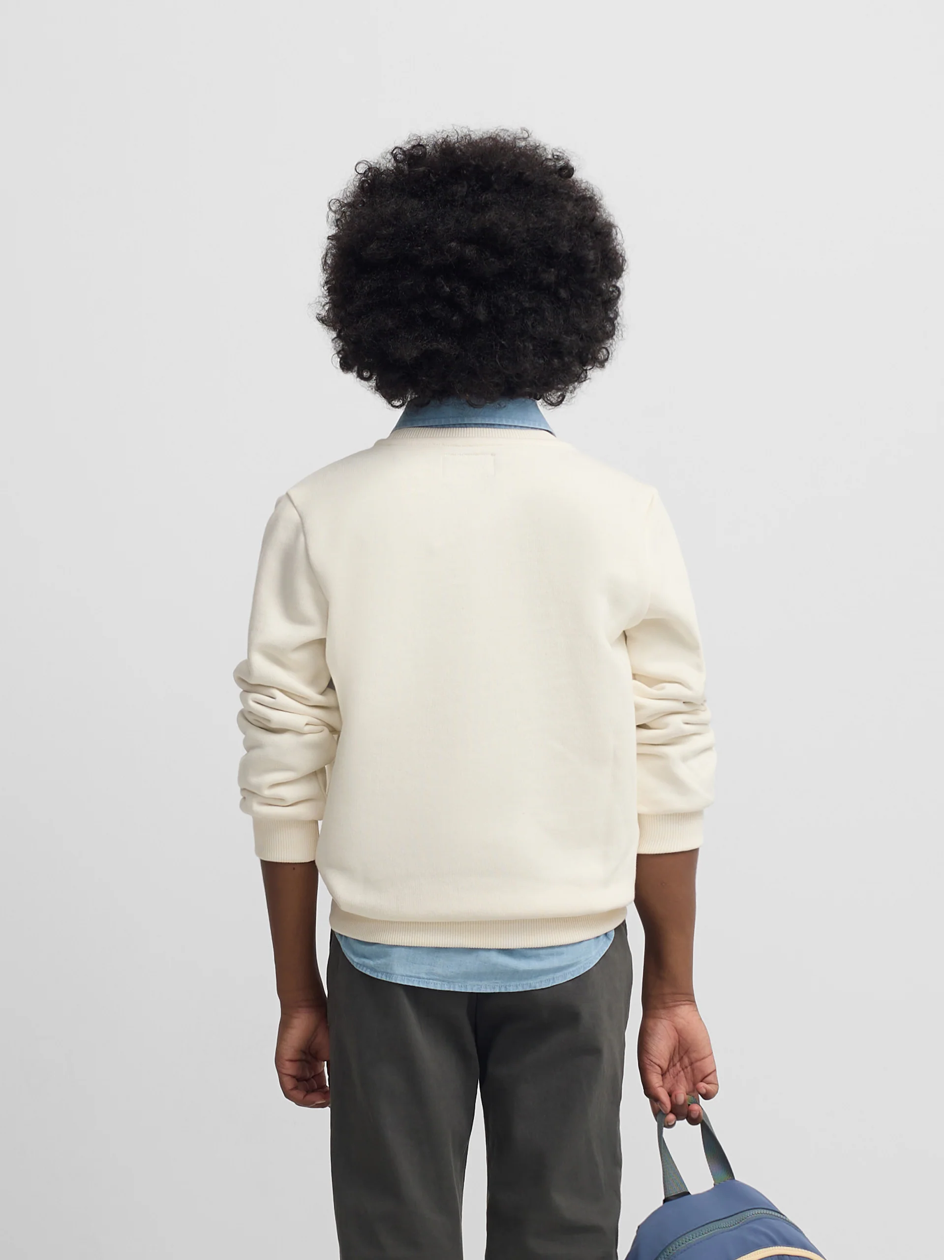 Sudadera kids minilogo crema - Image 6