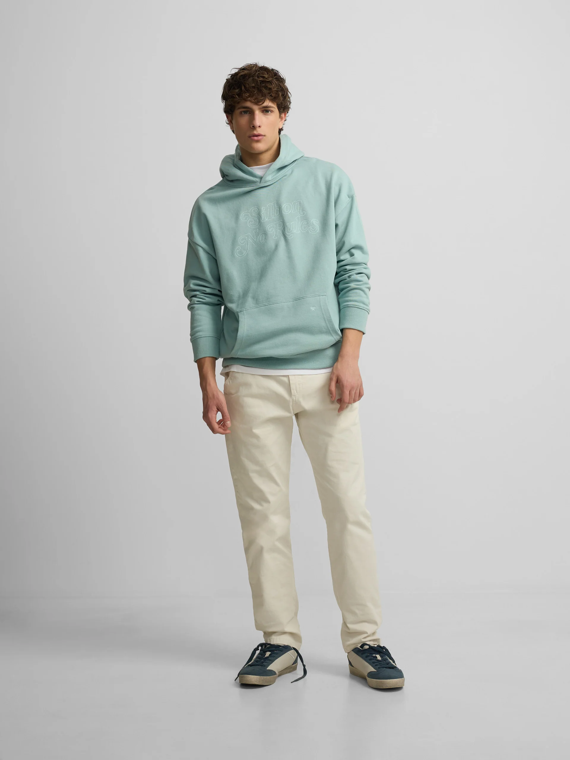 Sudadera relaxed fit hoodie no rules verde gris - Image 4