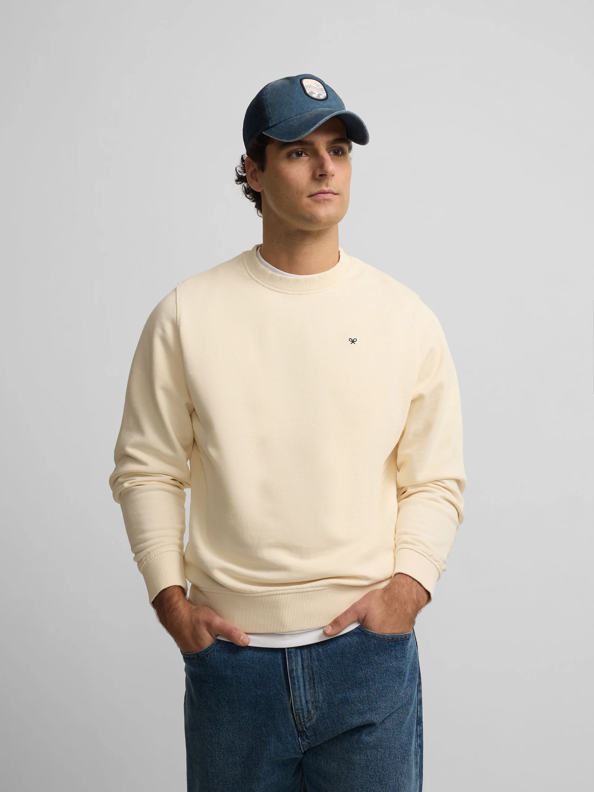 Sudadera slbn bordados crema - Image 6