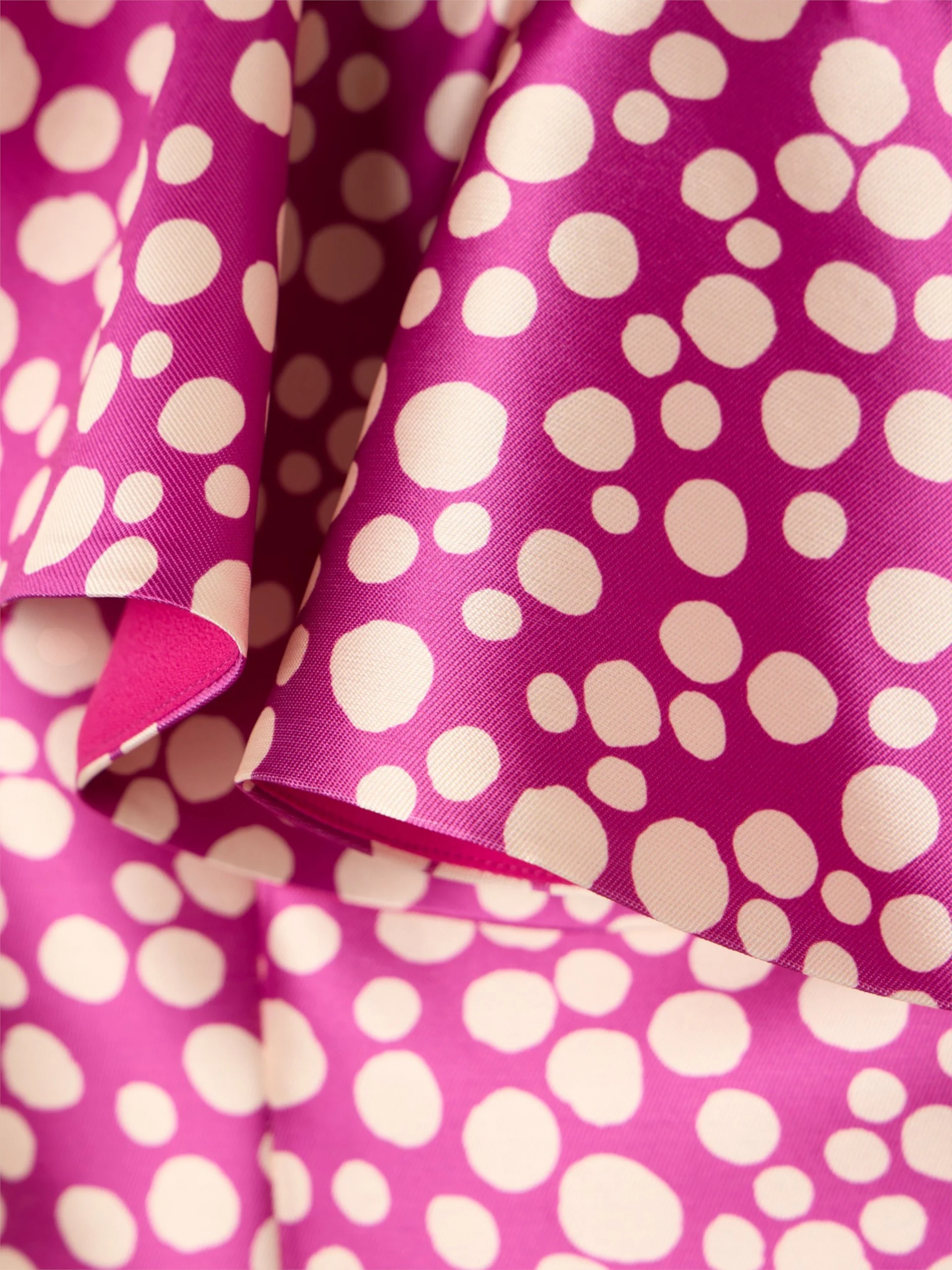 Top event collection estampado morado - Image 2