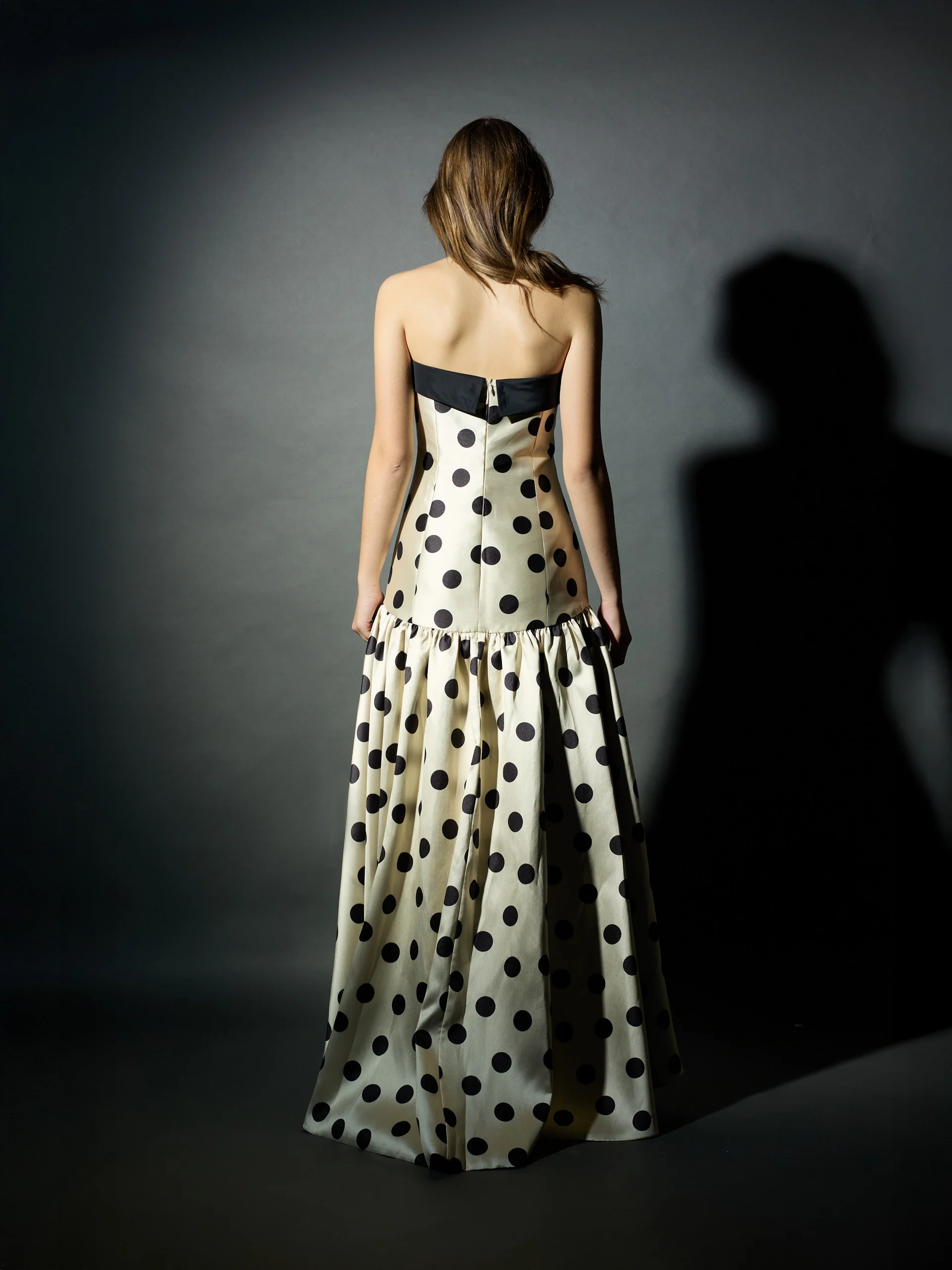 Vestido CaprilexSilbon lunar vainilla y negro - Image 5