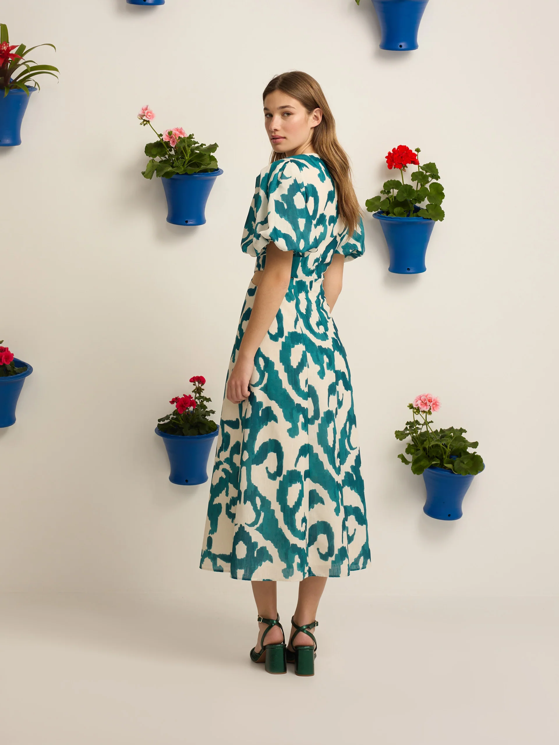 Vestido event collection cut out estampado verde - Image 9