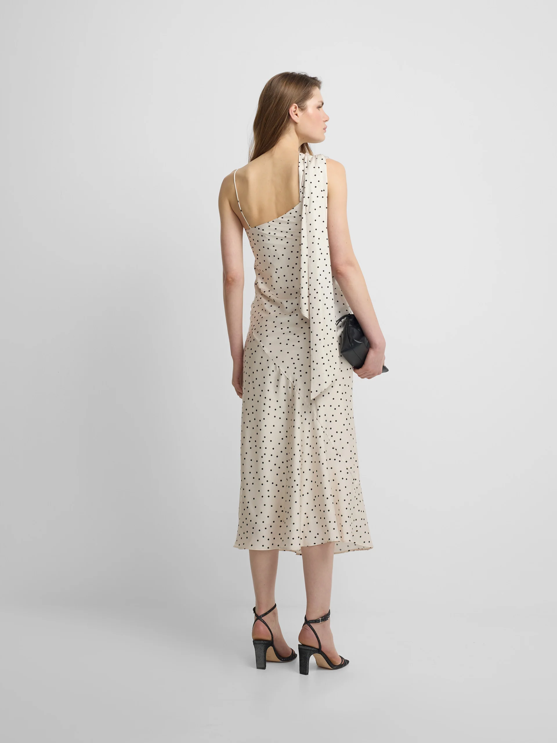 Vestido lencero lunares blanco y negro - Image 6