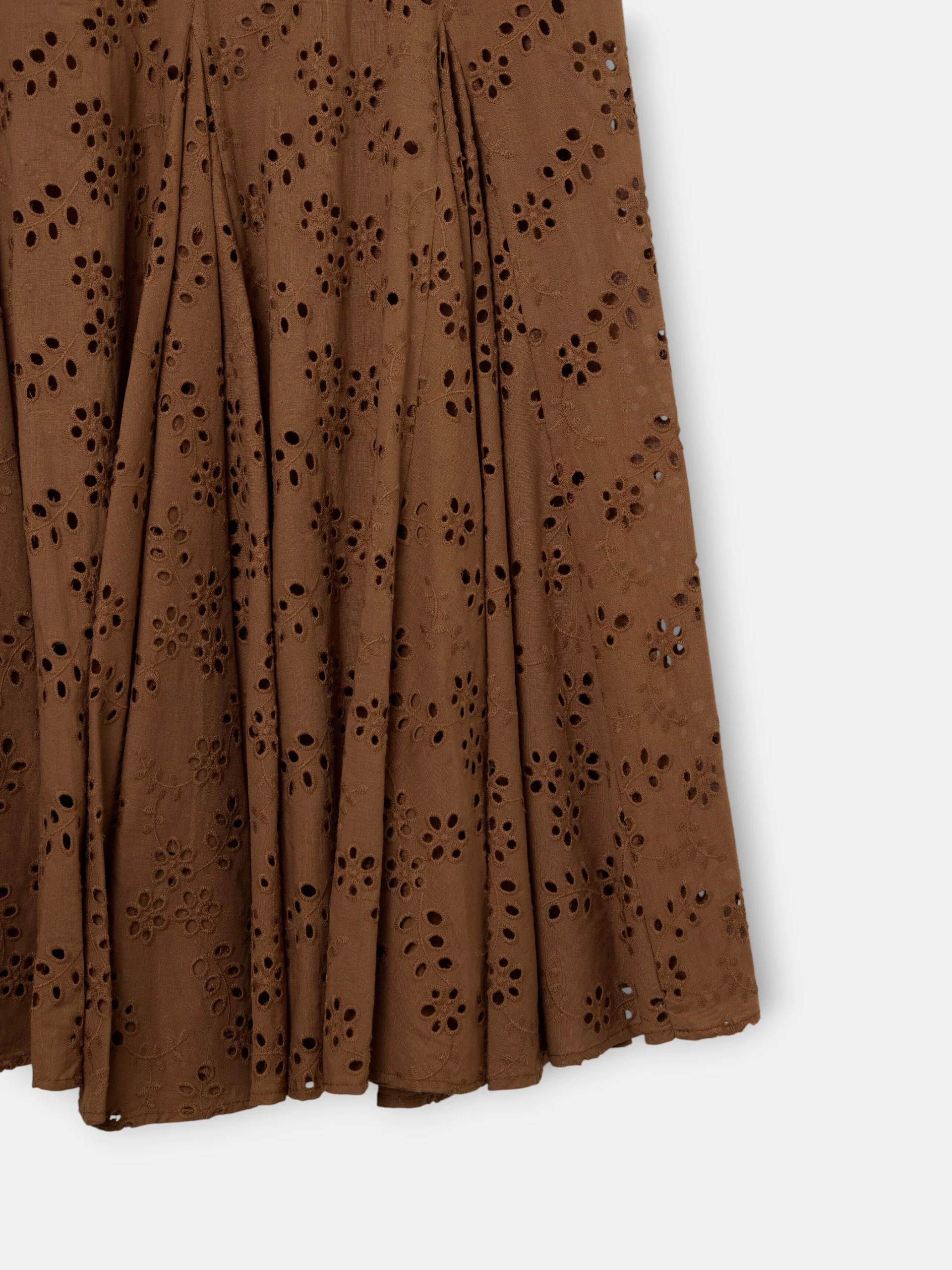 Vestido midi bordados marron - Image 11