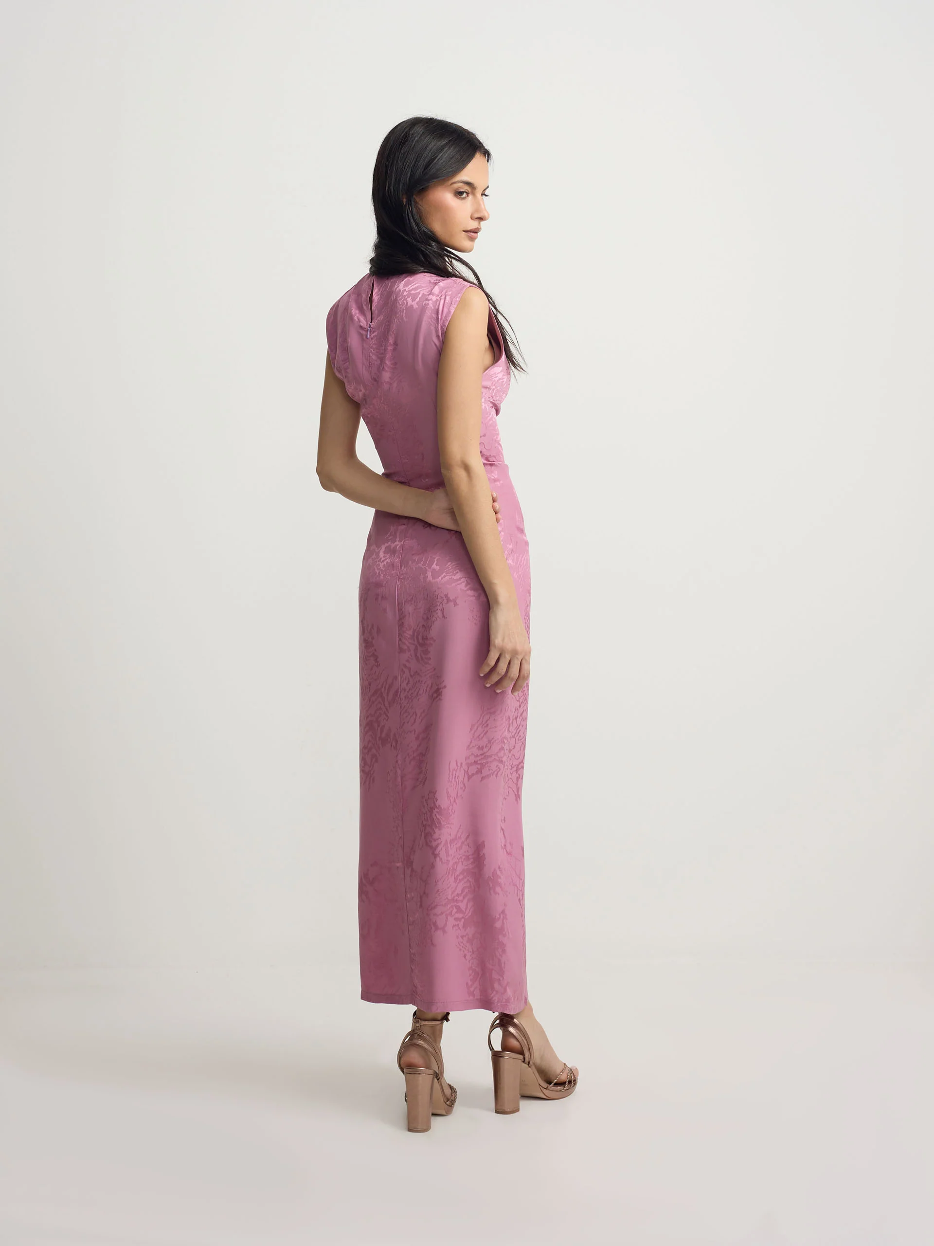 Vestido midi lencero jacquard morado - Image 6