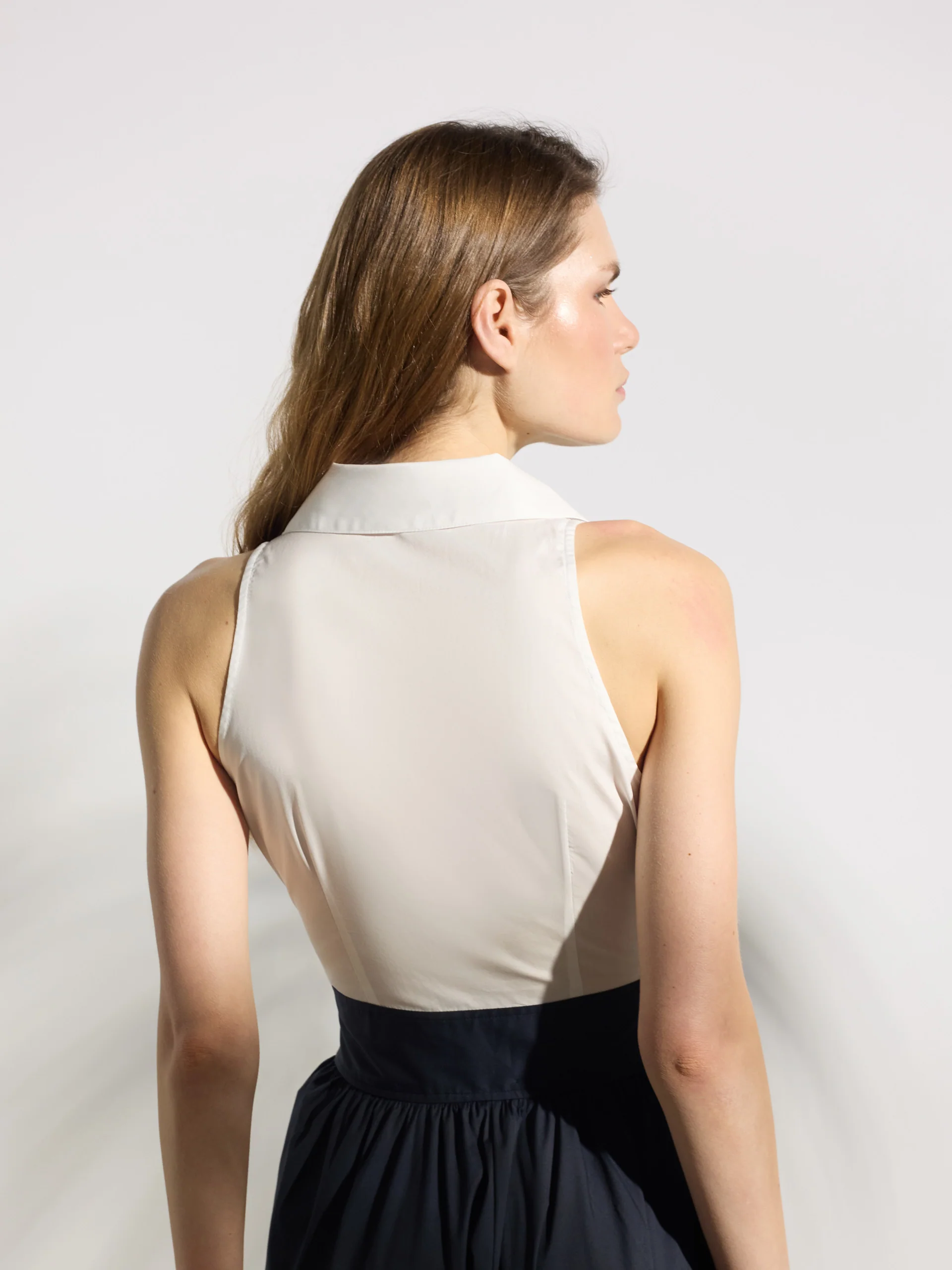 Vestido unique camisero azul marino y blanco - Image 18