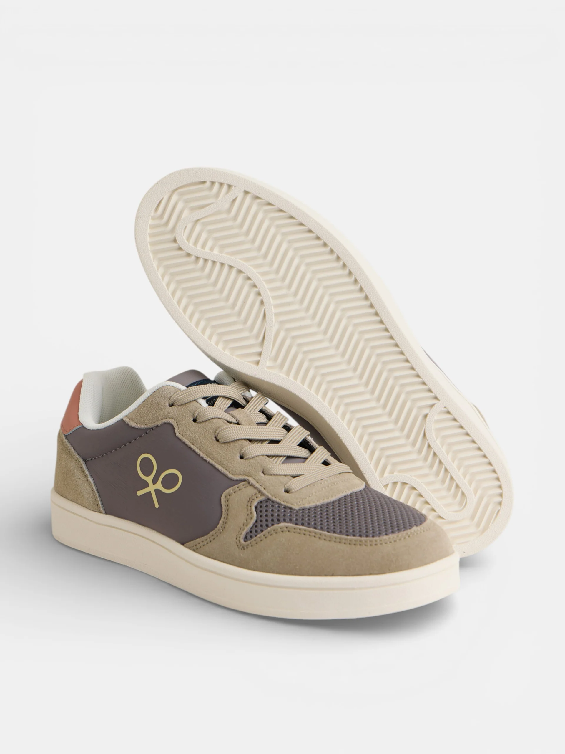 Zapatilla bicolor verde gris - Image 4