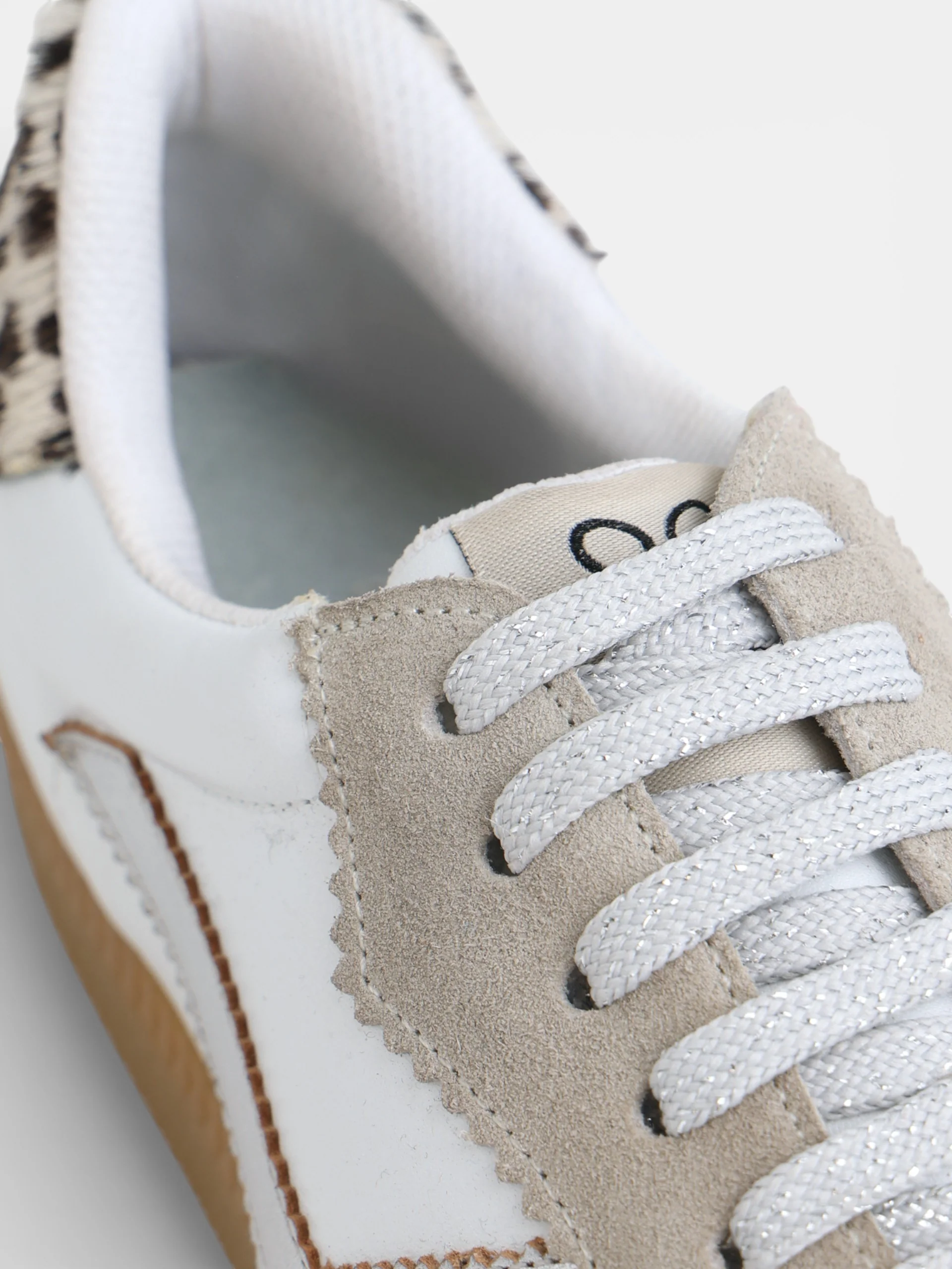 Zapatilla piel animal print blanca - Image 3