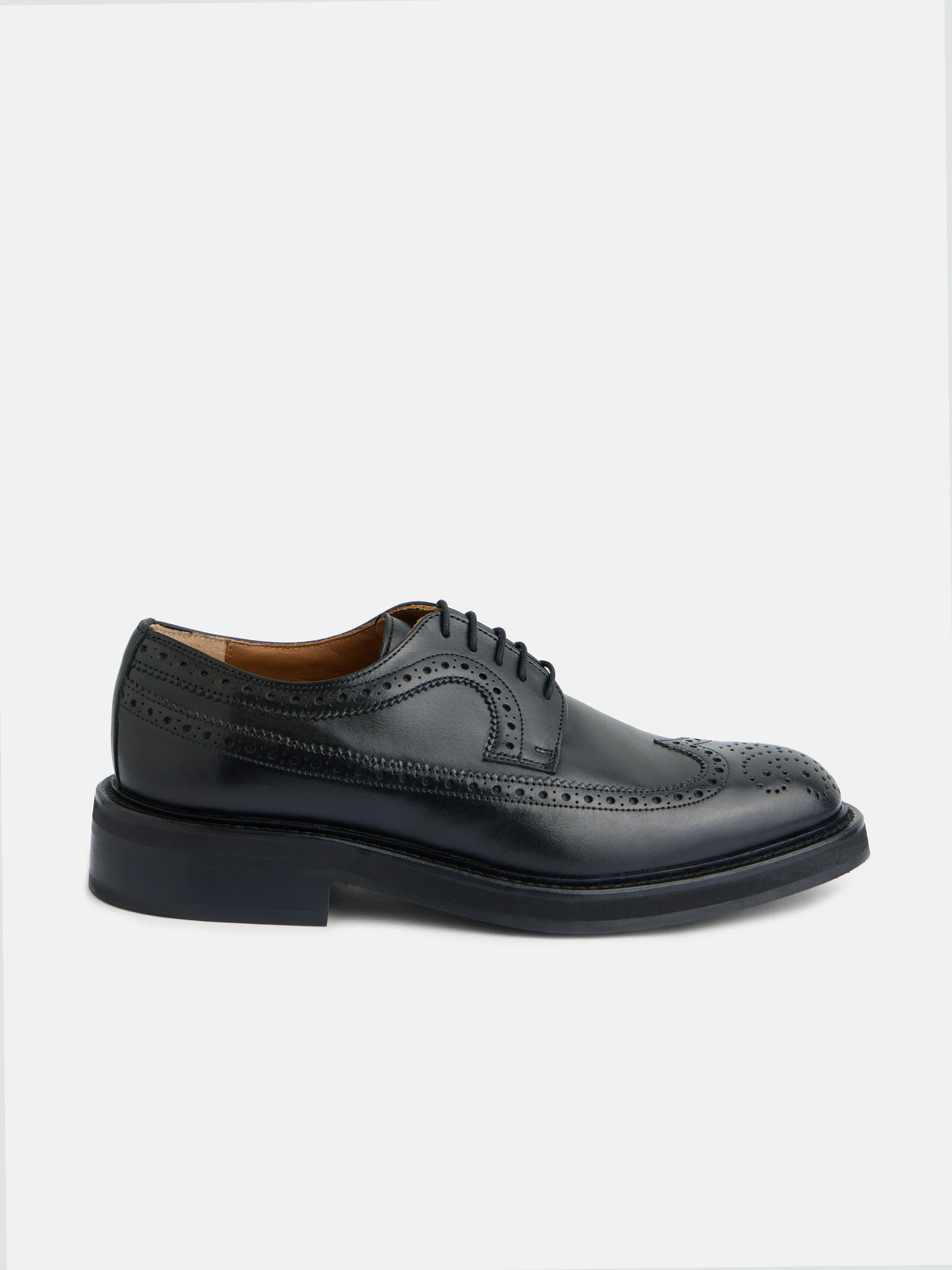 Zapato clasico piel perforado negro - Image 6
